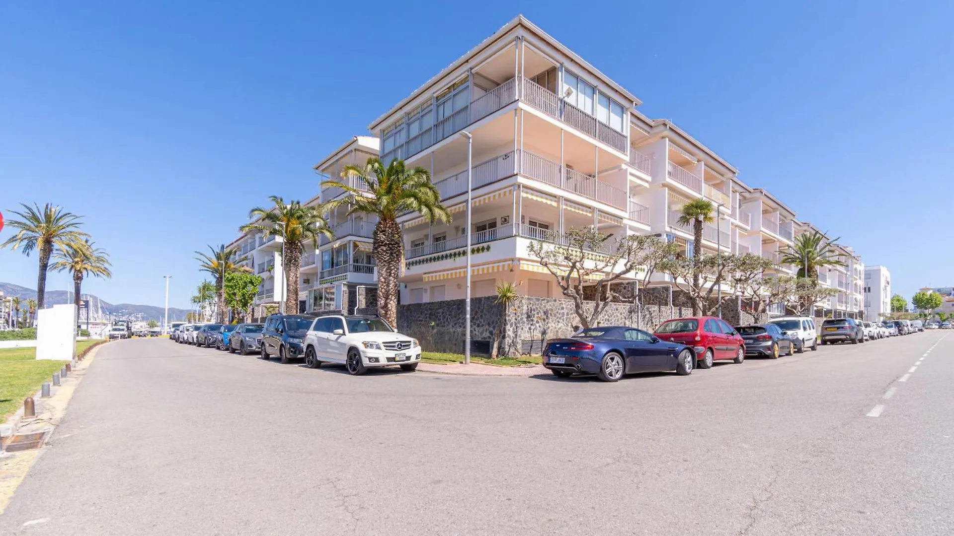 Basic Comfort Apartment Pattaya 0158 Empuriabrava 0*,